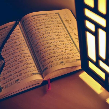 باطن قرآن و اهل بیت علیهم السلام یکی است
